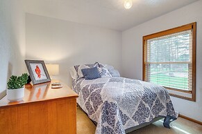 Dog-friendly Michigan Home w/ Deck & Fire Pit!