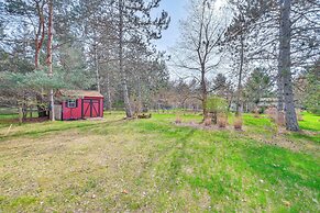 Dog-friendly Michigan Home w/ Deck & Fire Pit!