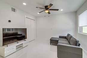 Houston Apartment: Close to University & Downtown