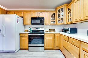 9 Mi to Texas Tech: Home w/ Fenced Yard in Lubbock