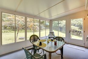 10 Mi to Pocono Raceway: Cozy Albrightsville Home!