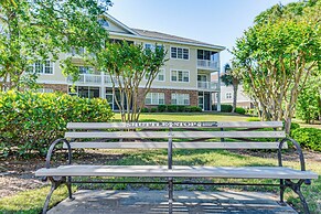 Community Pool & Hot Tub: North Myrtle Beach Condo