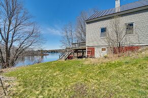 Lakefront Oakland Vacation Rental w/ Dock + Views!