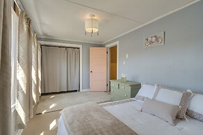 Lakefront Oakland Vacation Rental w/ Dock + Views!