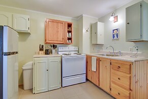 Lakefront Oakland Vacation Rental w/ Dock + Views!