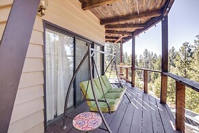 Woodsy Lake Almanor Cabin w/ Community Perks!