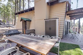 Woodsy Lake Almanor Cabin w/ Community Perks!