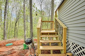 Inviting Des Arc Cabin w/ Fire Pit + Deck!