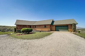 Panoramic Mtn Views: Spacious Tennessee Home!