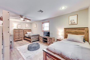 Pet-friendly Pocono Lake Home w/ Private Hot Tub!