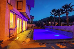 Villa Mo Icmeler Daily Weekly Rentals