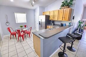 Camile's Sandy Ridge Vacation Home