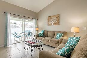 Amanda's Cozy Clear Creek Vacation Home