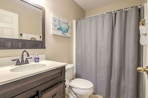 Amanda's Cozy Clear Creek Vacation Home