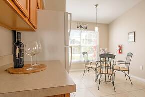 Amanda's Cozy Clear Creek Vacation Home