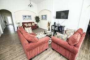 Kevin's Highgate Park Vacation Home