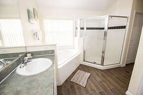 Kevin's Highgate Park Vacation Home