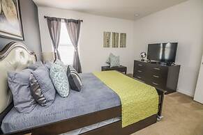 The Stirling Luxury Solterra Vacation Home