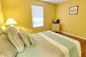 Clifford's Pinewood Estates Vacation Home