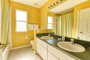 Clifford's Pinewood Estates Vacation Home