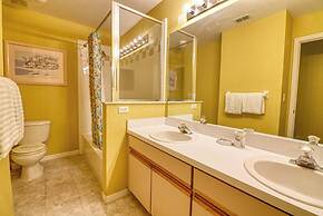 Clifford's Pinewood Estates Vacation Home