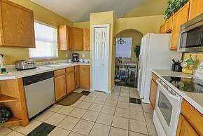 Clifford's Pinewood Estates Vacation Home