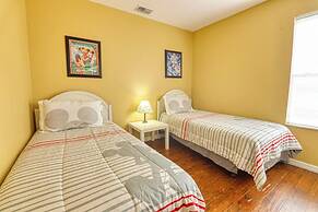 Clifford's Pinewood Estates Vacation Home