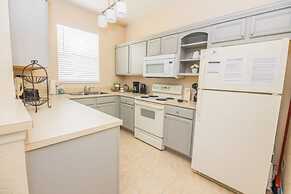 Lynval's Regal Palms Resort Townhome
