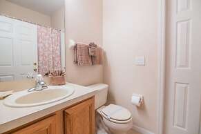 Lynval's Regal Palms Resort Townhome