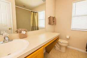 Lynval's Regal Palms Resort Townhome