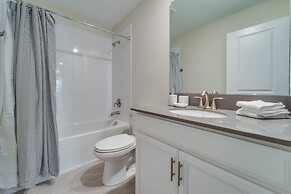 9 Bedroom Family Friendly Retreat - Private Pool