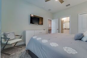 9 Bedroom Family Friendly Retreat - Private Pool