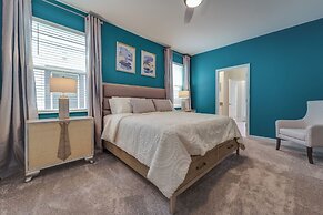 9 Bedroom Family Friendly Retreat - Private Pool