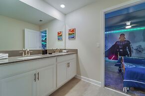 9 Bedroom Family Friendly Retreat - Private Pool