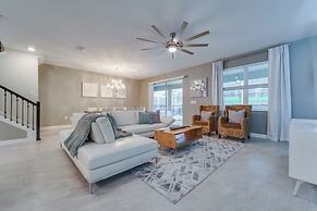 9 Bedroom Family Friendly Retreat - Private Pool