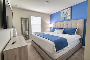 5 Bed Luxury Solterra Resort Holiday Home