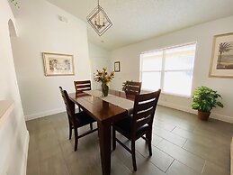 Hali's Southern Dunes Vacation Home