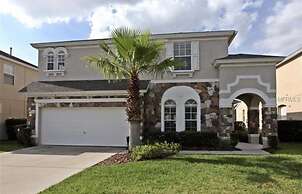 Family Home at Tower Lake