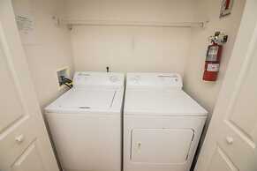 Lake View Townhome Near Disney