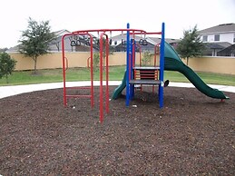 Lake View Townhome Near Disney