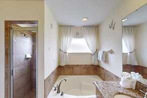 Chun's Bella Vida Resort Vacation Home