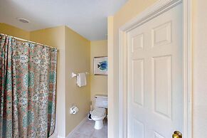 William's Lake Berkley Resort Vacation Home