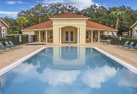 William's Lake Berkley Resort Vacation Home