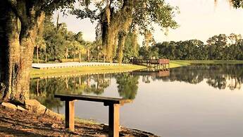 William's Lake Berkley Resort Vacation Home