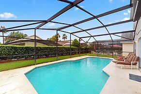 William's Lake Berkley Resort Vacation Home