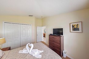 William's Lake Berkley Resort Vacation Home