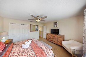 William's Lake Berkley Resort Vacation Home