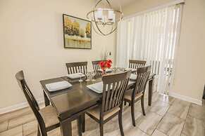 Brenda's Storey Lake Resort Townhome