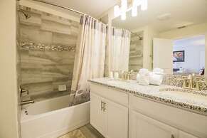 Brenda's Storey Lake Resort Townhome