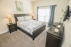 Brenda's Storey Lake Resort Townhome